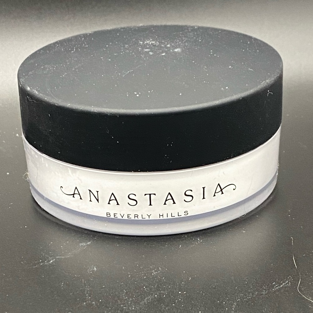 Anastasia Beverly Hills Loose Setting Powder